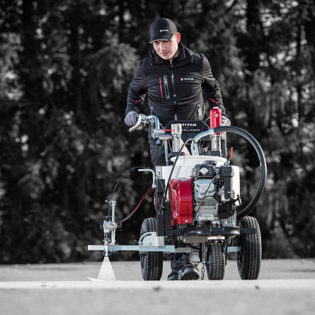 PowrLiner 8955 road marking machine - TITAN