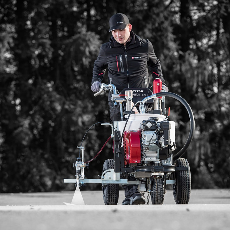 PowrLiner 8955 road marking machine - TITAN