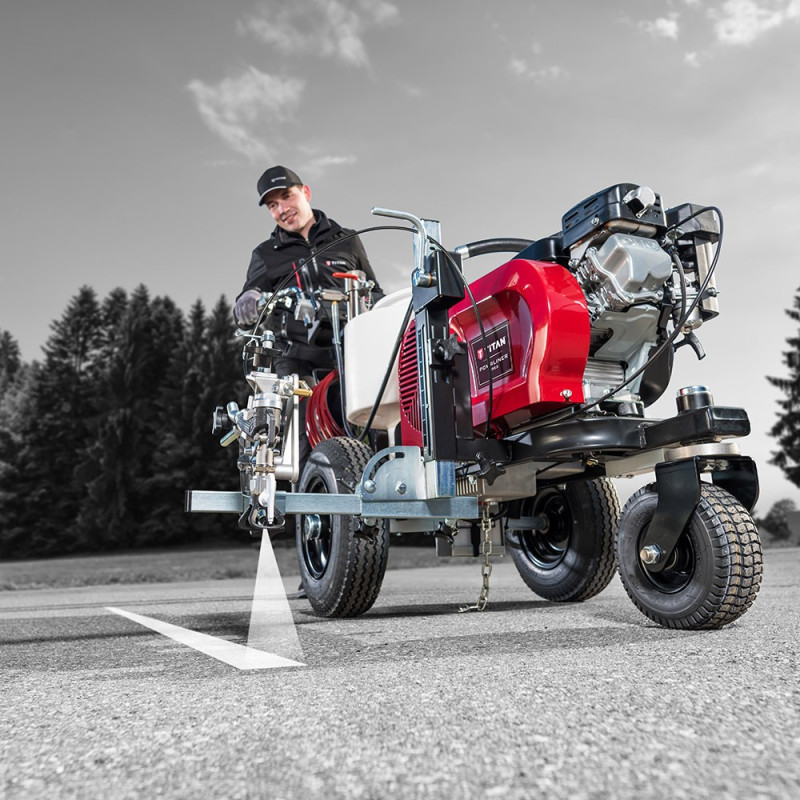 PowrLiner 8955 road marking machine - TITAN