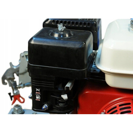 SPLM 3400 road marking machine