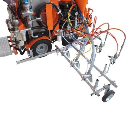 AR100 Road Marking Machine - VOLANTE CMC