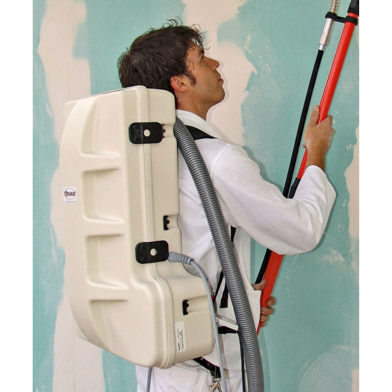 ROKAMAT 100 backpack vacuum cleaner